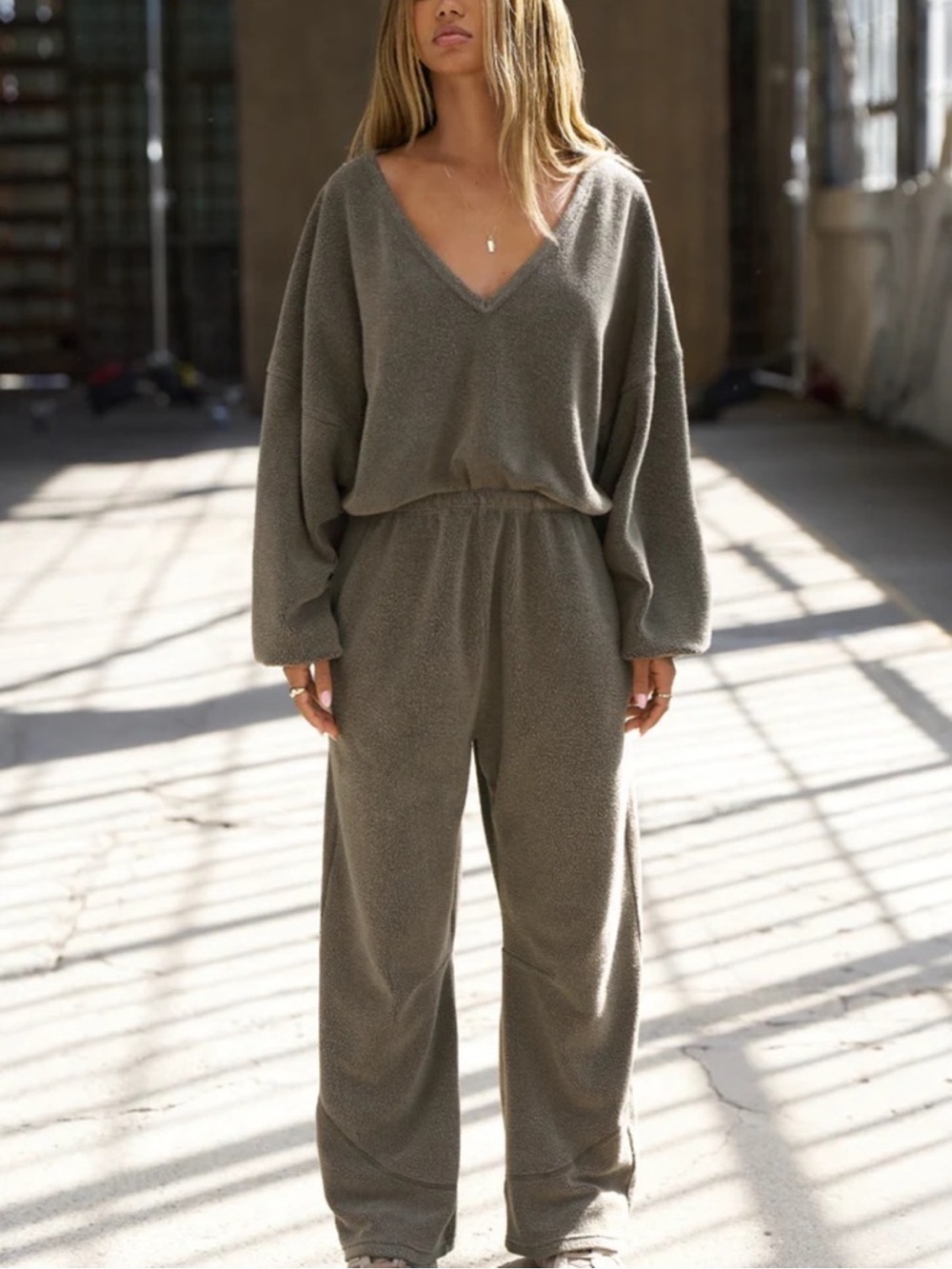 ♡ Joah Brown Oakmoss Sherpa V-Neck Pullover